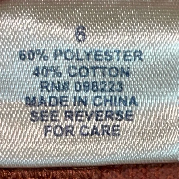 Austin clothing co. Brown Corduroy Skirt
Women’s size 6 - Picture 8 of 9